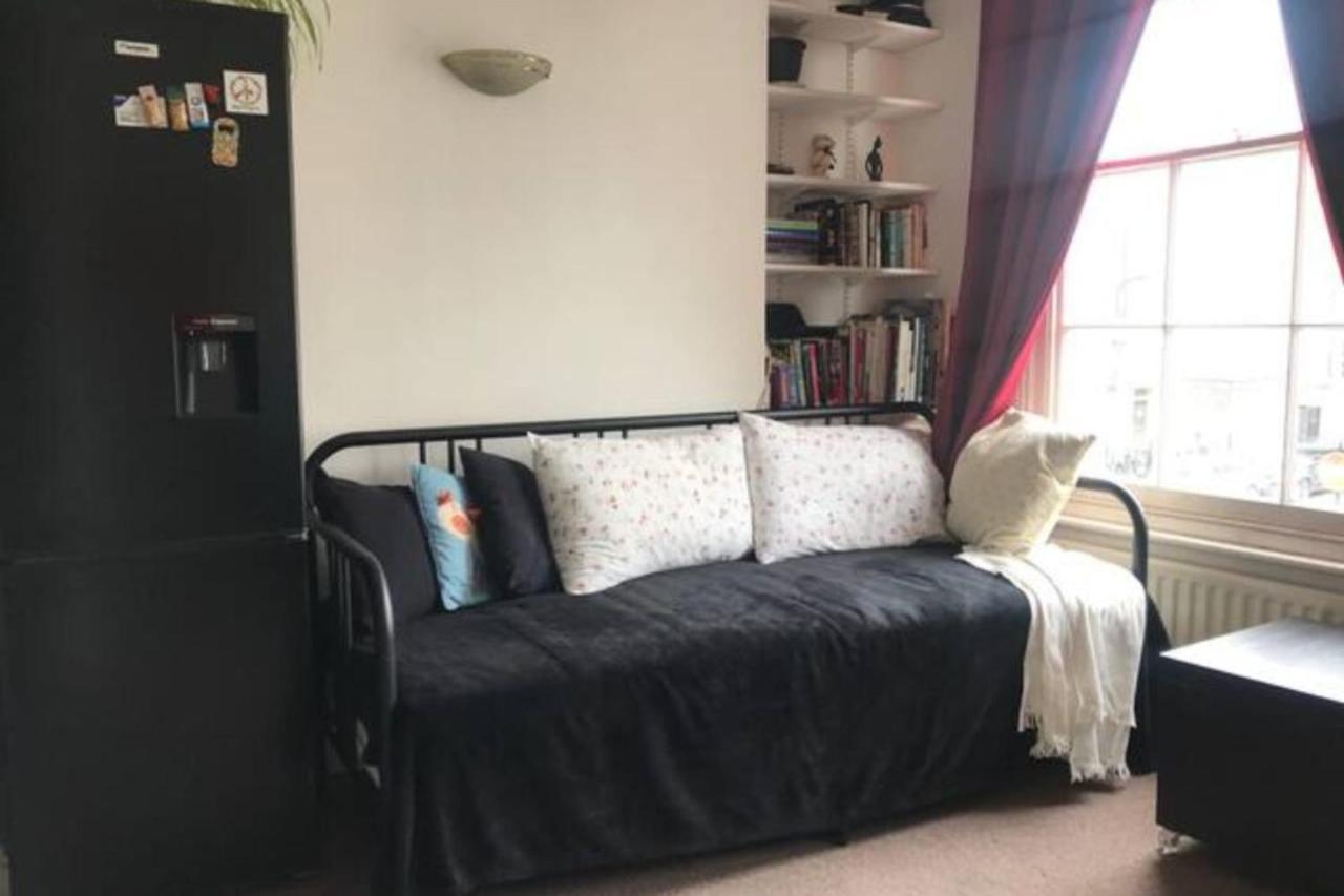 Lovely Victorian Flat For 6 In Stoke Newington London Exterior photo